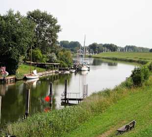Zufahrt zum Alten Hafen von Hooksiel