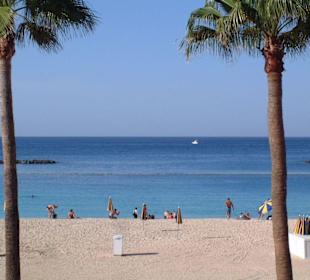 Die Mitte des Strandes um 11:00