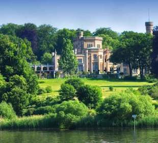Schloss Babelsberg vom Wasser