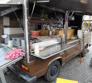 Rundgang über den Bonner Wochenmarkt Rathausplatz
