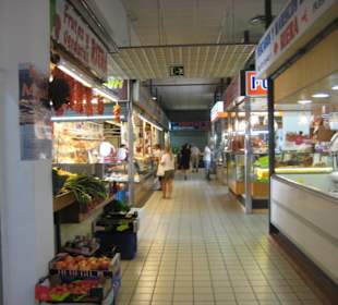 Neue Markthalle / Mercat Nou