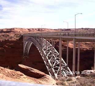Brücke nach der Staumauer