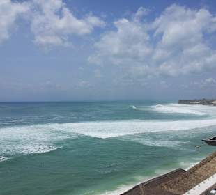 Bingin Beach