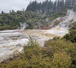 Orakei Korako Geothermal Park & Cave