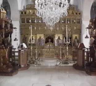 Prachtvoll vergoldeter Altar