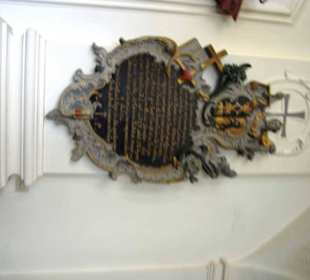 Wappen im hinteren Bereich