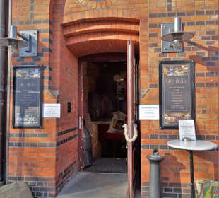 Eingang zum Kaffeemuseum-Burg