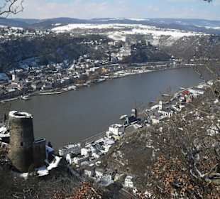 Blick auf Burg Katz und St. Goarshausen