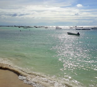 Strand Nungwi