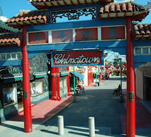 Mit Starline Tours durch LA