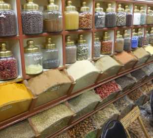 Gewürzladen auf dem Souk