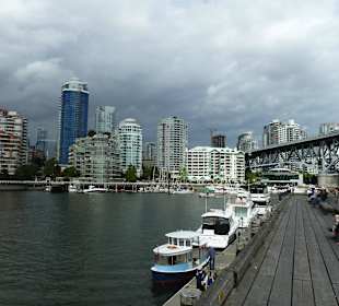 Vancouver von Granville Island gesehen