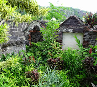 Rundgang über den alten Friedhof am Meer
