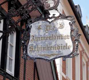 Frimenschild über der Schinkendiele