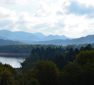 Jezioro Solińskie rankiem