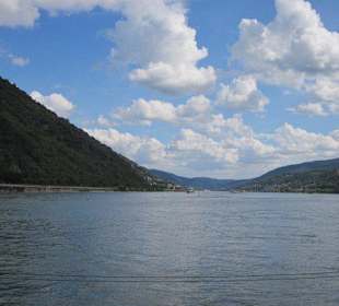 Schifffahrt auf dem Mittelrhein