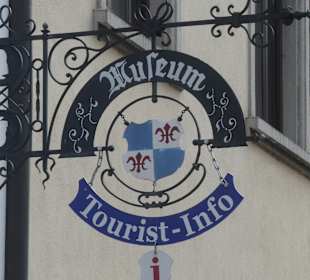 Bei der Touristeninformation in Karlstadt