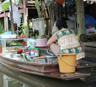 Garküche auf dem Boot