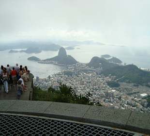 Blick vom Corcovado auf Rio