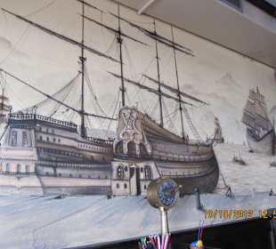 Wandgemälde in der Hafentaverne