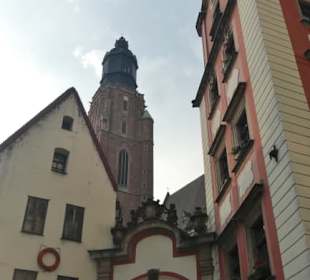 Vordergrund: Jaś i Małgosia / Hänsel und Gretel