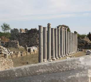 Säulen an der Strasse...
