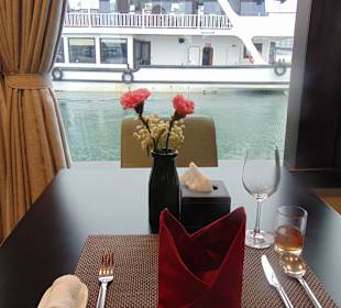 Jade Sails Cruise Tageskreuzfahrt Halong Bucht