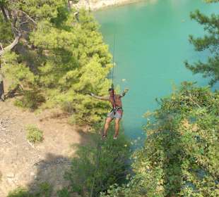 140 Meter Seilbahn über den See