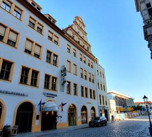 Straße vom Albertinum