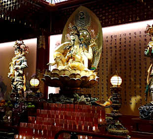 Buddha Tooth Relict Temple