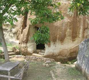 Höhlenstadt von Zungri