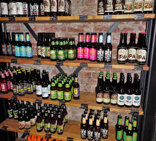 Im Museumshop der Maisel's Bier-Erlebnis-Welt 