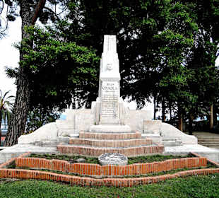 Памятник Оссолу