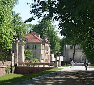 Przejście z kościoła świętej Anny do pałacu w Wilanowie