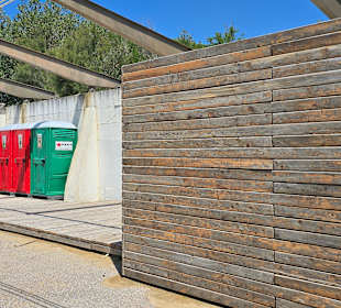 WC, Hund-Wasser, alles da