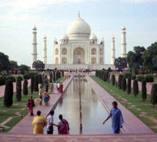Taj Mahal (Tatschmahal) in Agra
