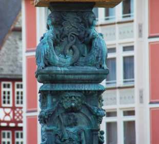 Der Brunnen am Römermarkt