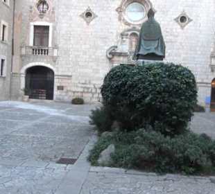 Plaza del Bisbe Campins
