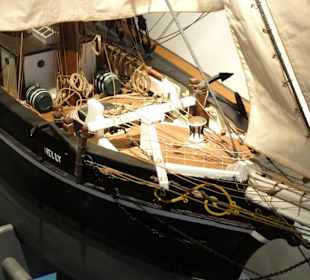 Modellschiffe im Museum