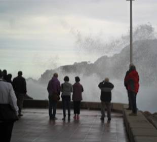 Ein tobendes Mittelmeer 1/2 Tag Regen