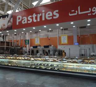 Riesen Angebot, faire Preise, Supermarkt  Spinneys