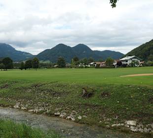 Blick zum Golfplatz von Ruhpolding