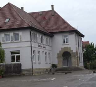 Burghof und Zehntscheune