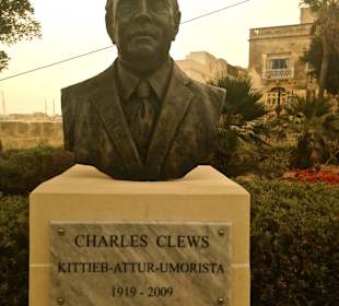New Statue at Gardjola Gardens Senglea