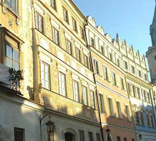 Brama Trynitarska i zespół kamieniczek Starego Miasta