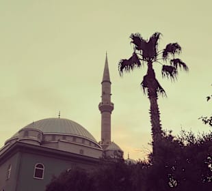 DORF MOSCHEE