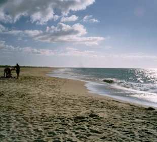 schöner Strand Halbinsel Macanao