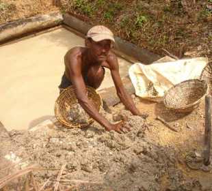 Unechter Edelsteinwäscher?