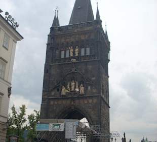 Torre del ponte carlo