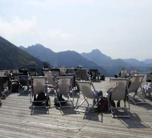 Restaurant Kanzelwand - auf der sonnigen Terrasse